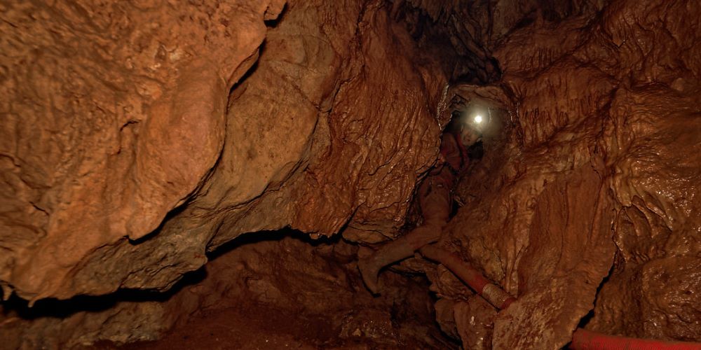 You are currently viewing Urbex souterrain et spéléologie comme préparation