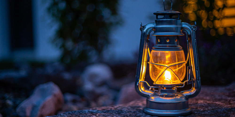 Lire la suite à propos de l’article Lampe tempête Feuerhand Baby Special 276