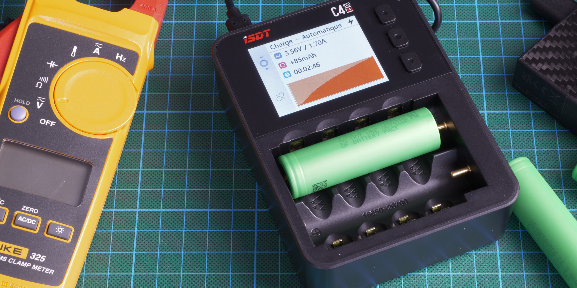 Lire la suite à propos de l’article iSDT C4EVO Smart Charger – Gestion Avancée des Batteries